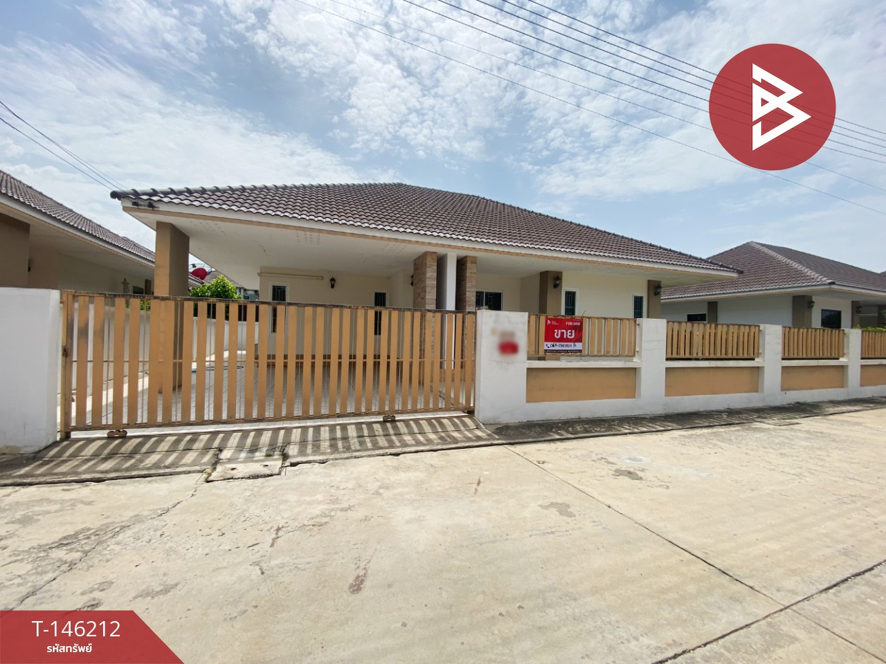 Single house for sale Top Grand Ville Village, Suphanburi