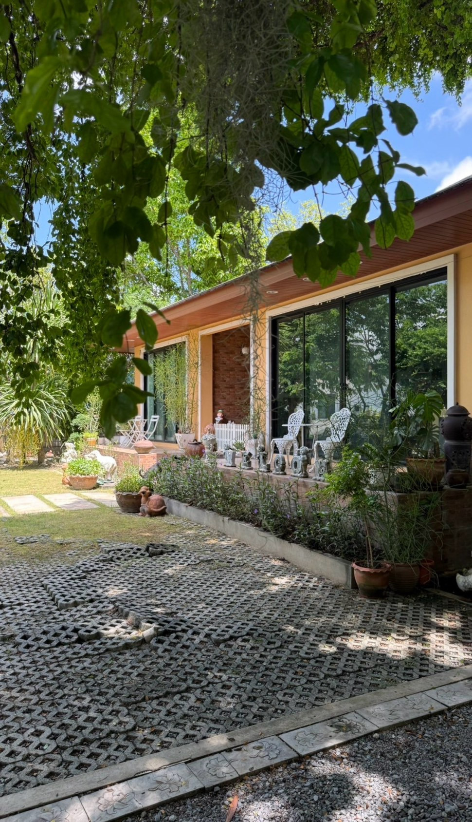 Single house for sale With fruit orchard, Muak Lek, Saraburi (800 meters from Mittraphap) (N.2262)