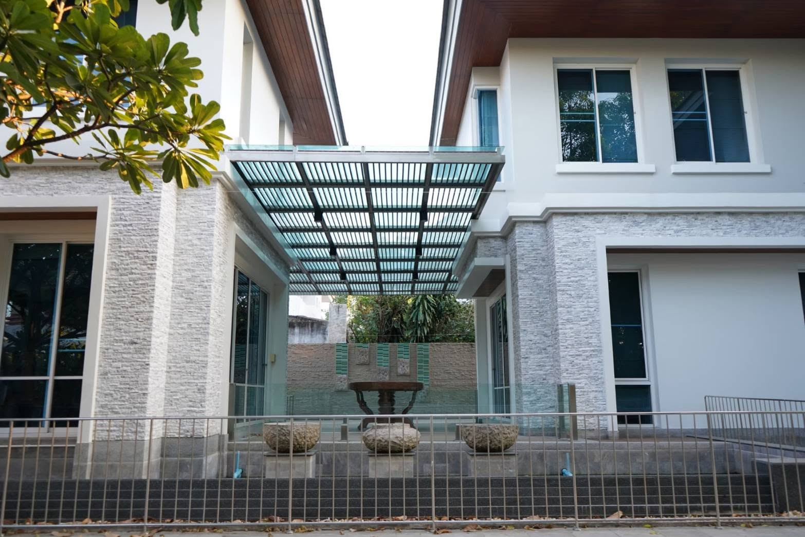 ให้เช่าบ้านเดี่ยวหลังใหญ่ 2 ชั้น โครงการ โฮมเพลส รามคำแหง140 แอร์เฟอร์นิเจอร์ครบ มี4ห้องนอน6ห้องน้ำ2ห้องแม่บ้าน ราคาเช่า120,000บาท ให้เช่าบ้านเดี่ยวหลังใหญ่ 2 ชั้น โครงการ โฮมเพลส รามคำแหง140 แอร์เฟอร์นิเจอร์ครบ มี4ห้องนอน6ห้องน้ำ2ห้องแม่บ้าน ราคาเช่า120,000บาท
