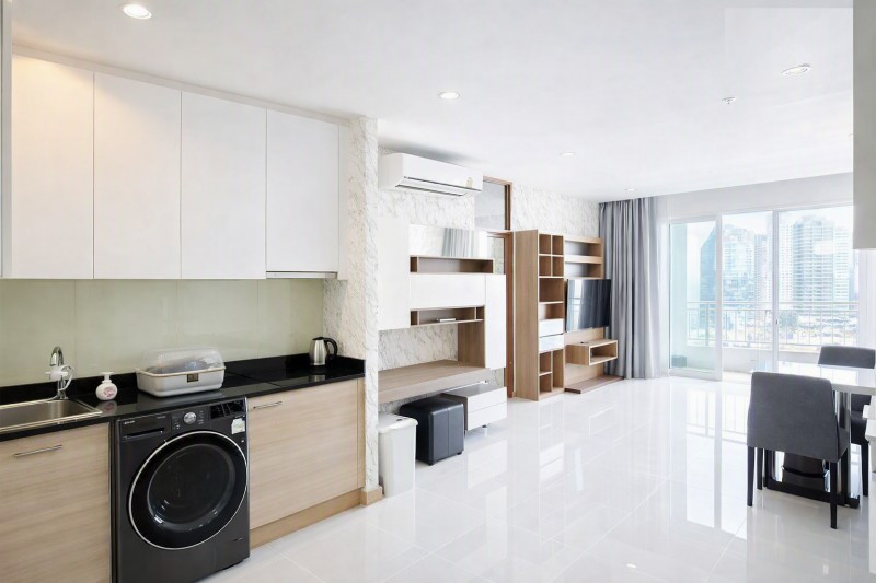 near MRT Phetchaburi 670m.Luxury Circle Condominium for sale Penthouse for rent 2beds. 2bath Airpor