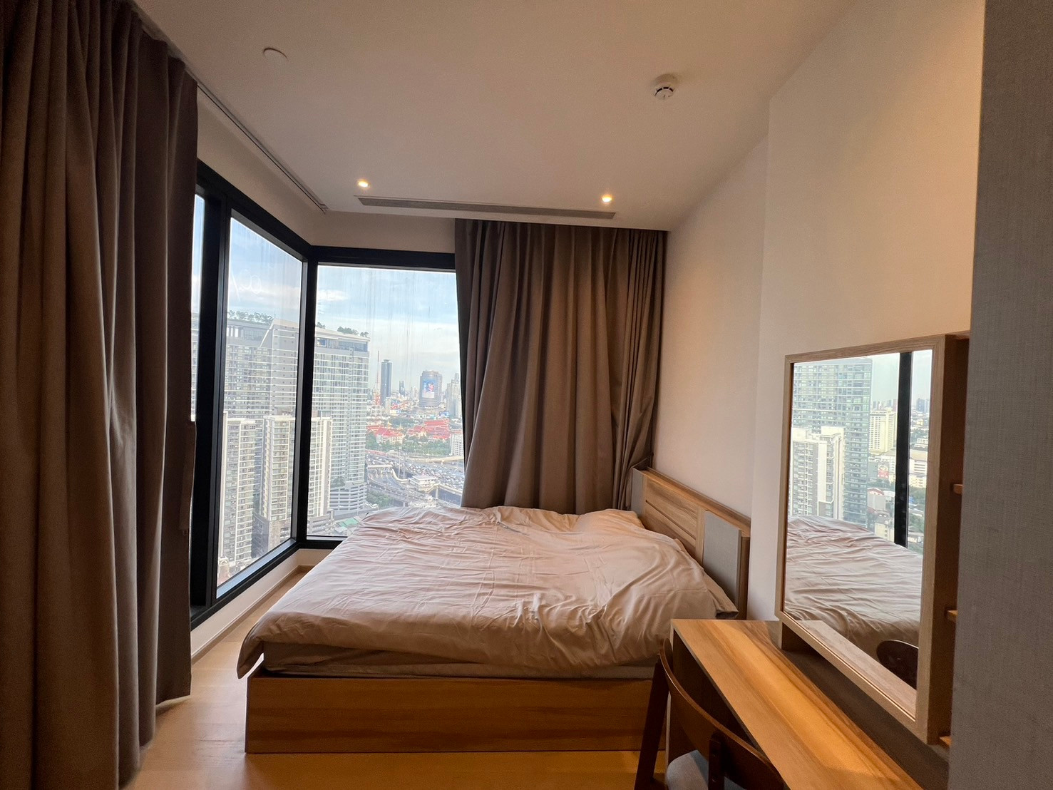 For Rent! Ashton Asoke-Rama9 For Rent! Ashton Asoke-Rama9
