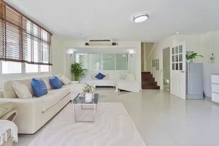 🏡 ให้เช่าบ้านเดี่ยว 4 ชั้น สุขุมวิท 31 ใกล้ BTS พร้อมพงษ์ | For Rent: 4-Storey Single House on Sukhumvit 31 near BTS Phrom Phong – รูปที่ 4