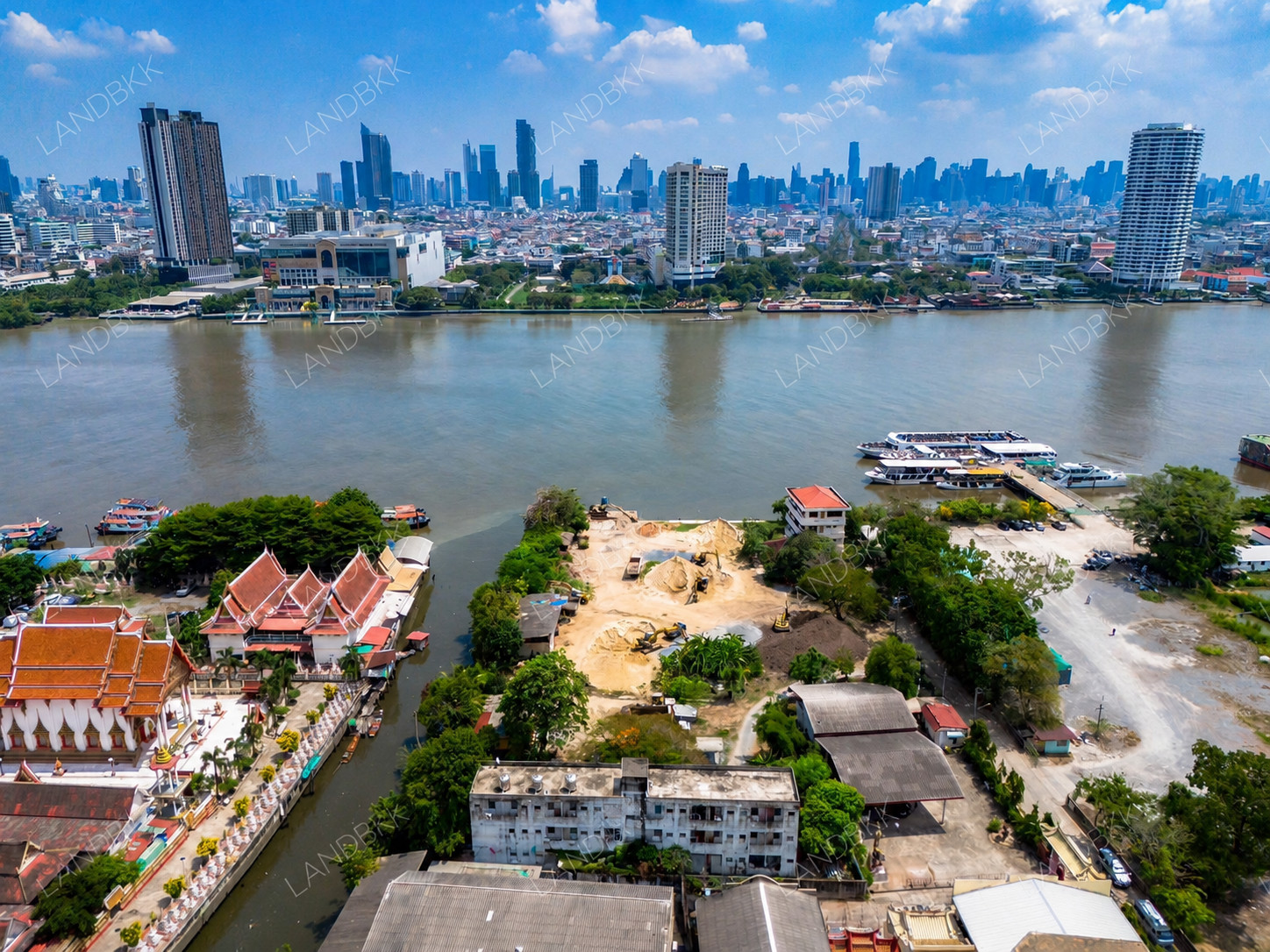 Land for sale next to the Chao Phraya River Ratburana Road Soi Ratburana 23