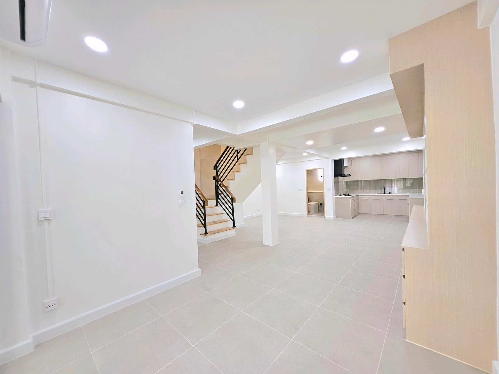 🏡 ขาย ทาวน์เฮ้าส์ 3 ชั้น พระราม 2 ซอย 27 รีโนเวทใหม่ทั้งหลัง – รูปที่ 4