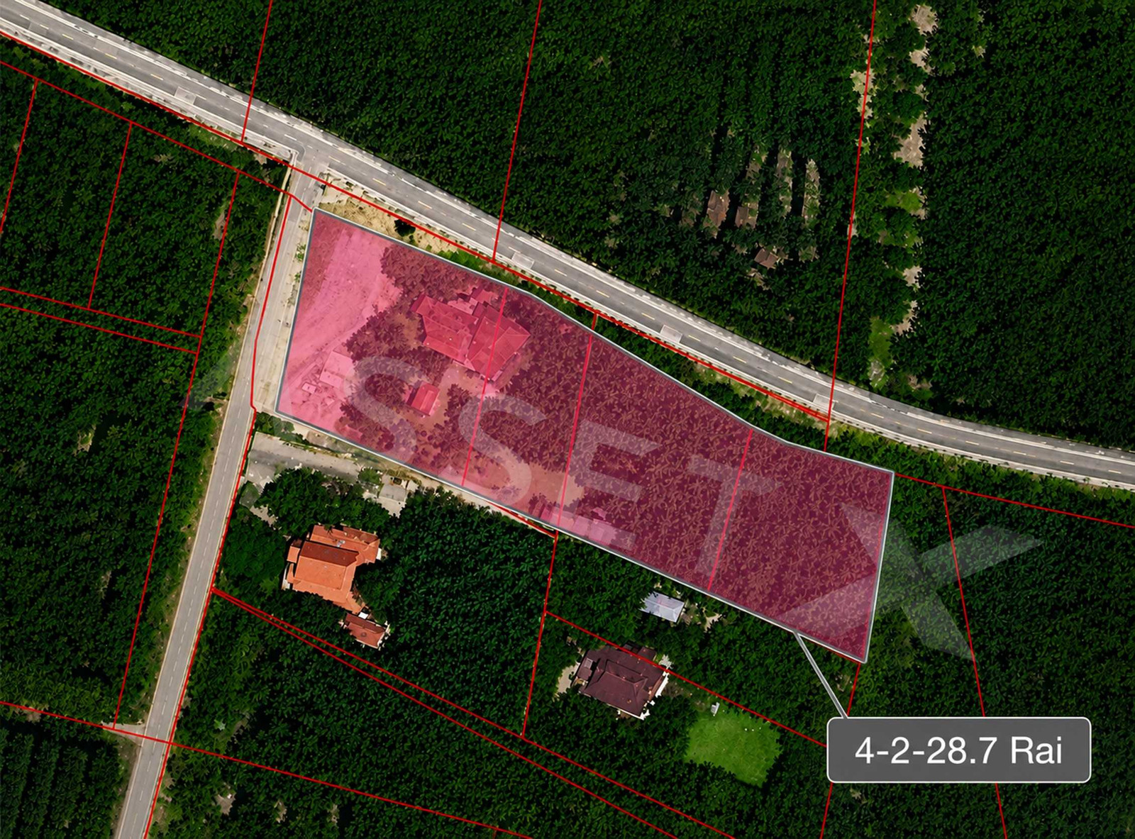 Land and Thai house for sale The atmosphere is shady and private. Good location, Ban Phaeo, Samut Sakhon, size 4 rai 2 ngan. Land and Thai house for sale The atmosphere is shady and private. Good location, Ban Phaeo, Samut Sakhon, size 4 rai 2 ngan.