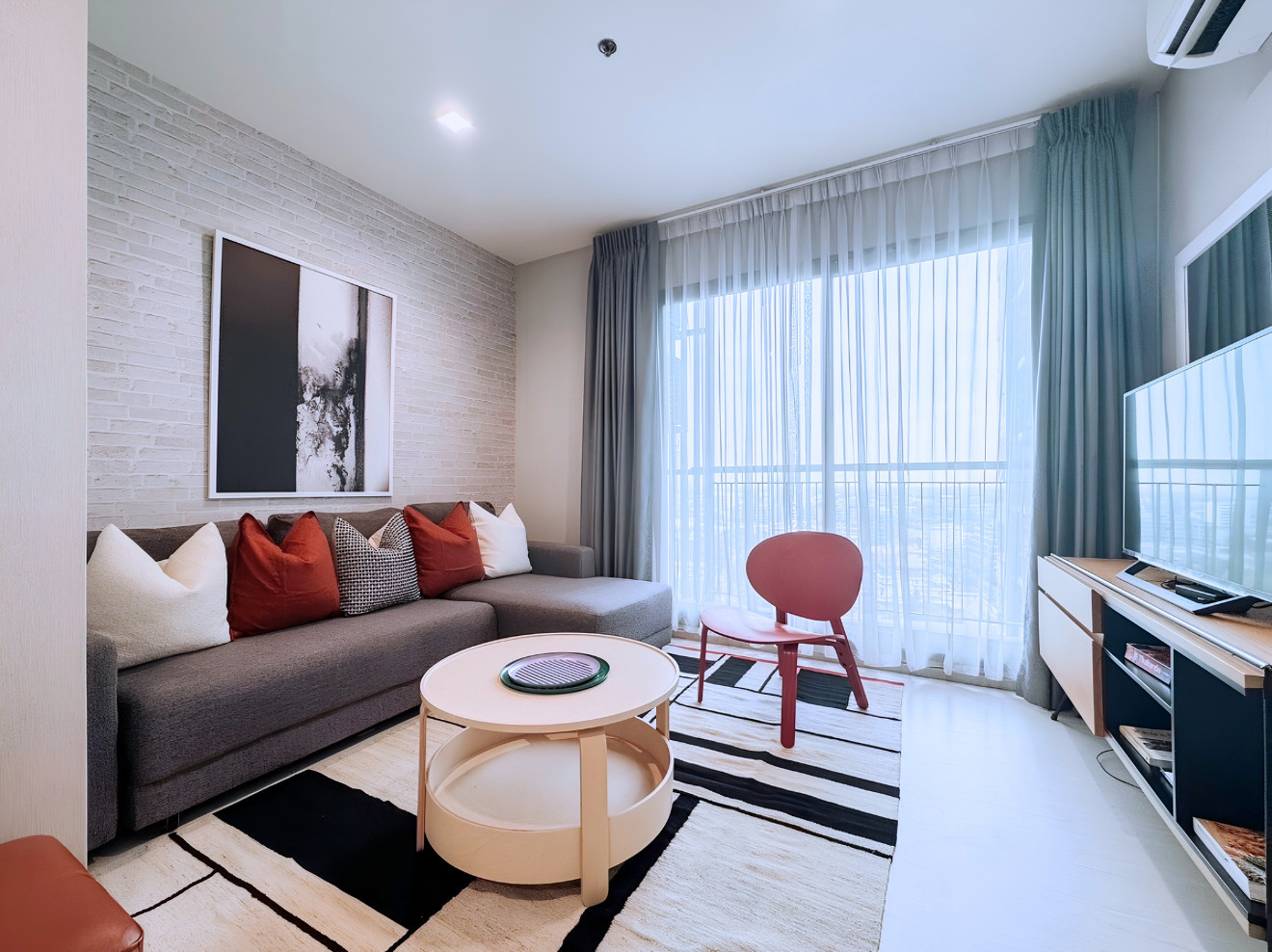 Condo for Rent Rhythm Sukhumvit 36 - 38 Condo for Rent Rhythm Sukhumvit 36 - 38