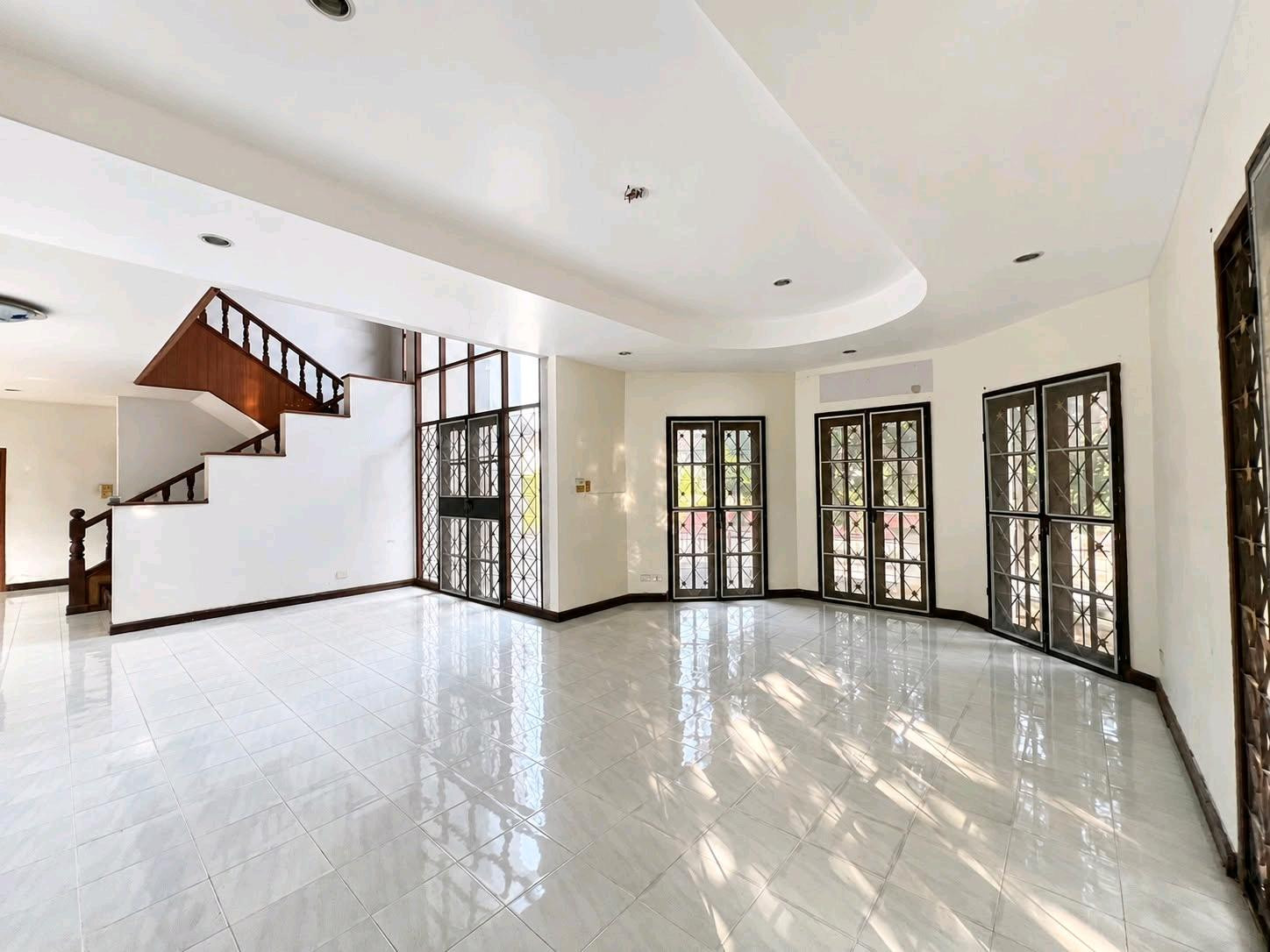 💫ขาย บ้านเดี่ยวหลังมุม หมู่บ้านเมืองดี ทวีวัฒนา-ศาลาธรรมสพน์💫🏡บ้านเดี่ยว 2 ชั้นหลังมุม พื้นที่รอบบ้านกว้างมาก ทำเลทวีวัฒนา-ศาลาธรรมสพน์ ใกล้มหิดล ศาลายา✨บ้านหลังมุม พื้นที่รอบบ้านกว้างมาก เป็นส่วนตัว✨ราคาดีมากในย่านนี้ เหมาะกับคนมองหาบ้านเดี่ยวที่ดินให – รูปที่ 2
