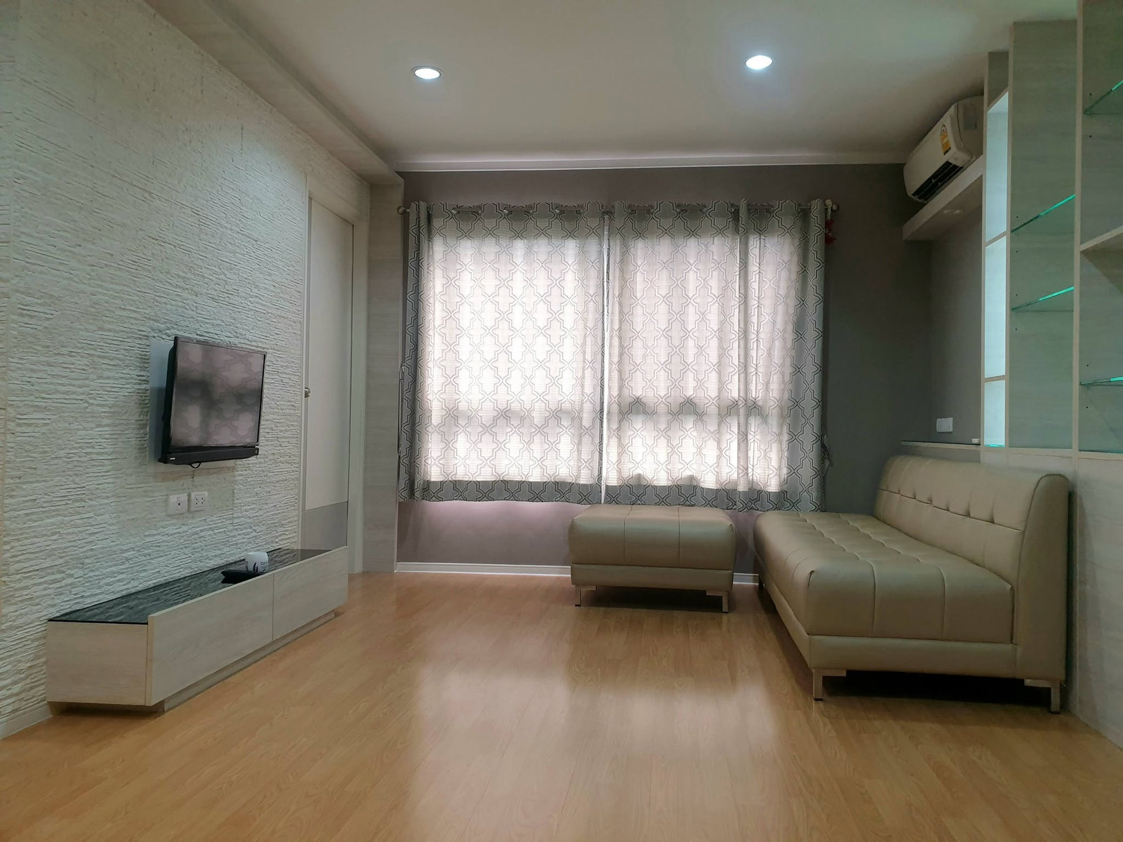 Condo for Rent Lumpini Place Srinakarin-Huamak Station