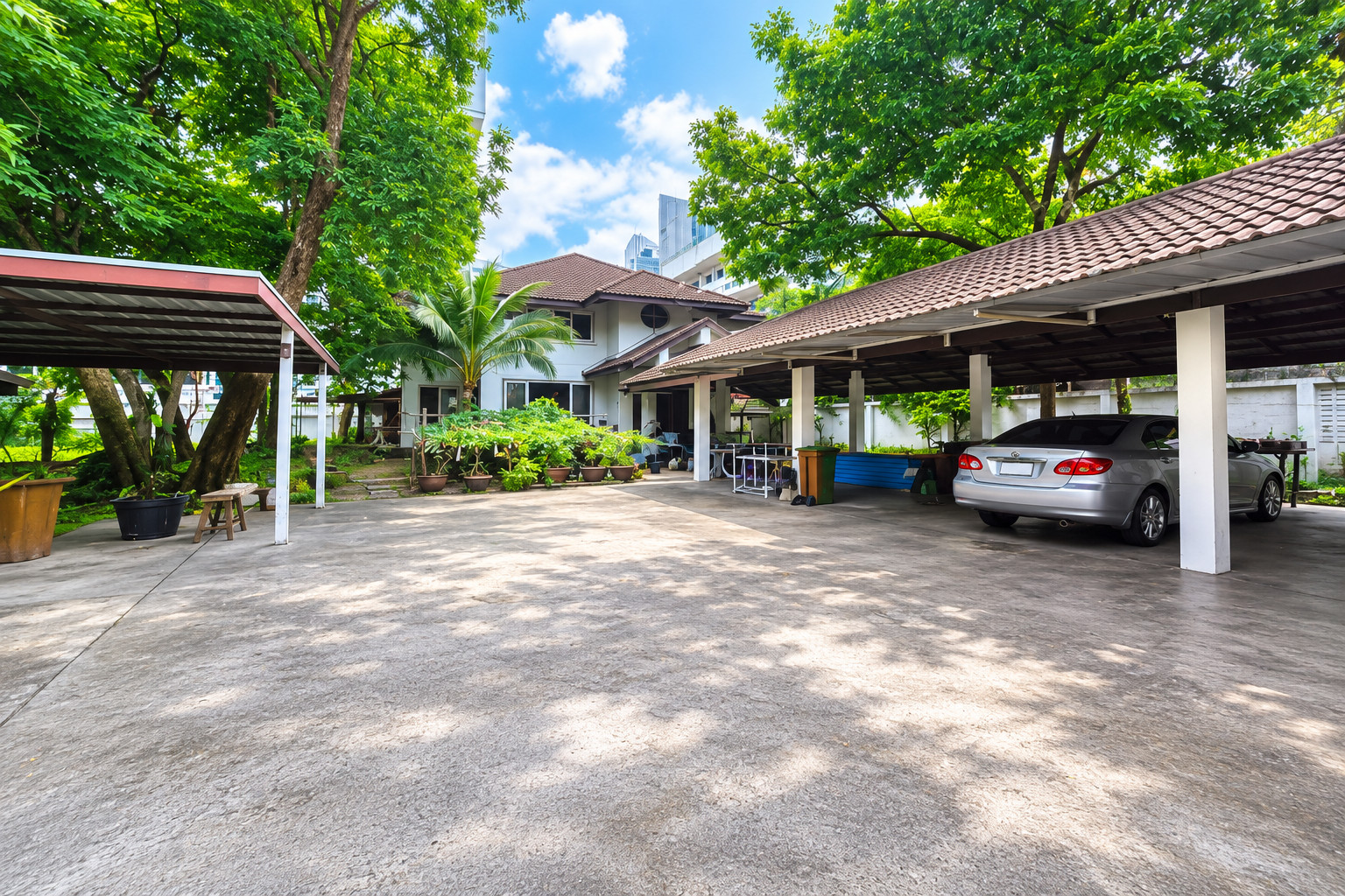 ขายที่ดินพร้อมสิ่งปลูกสร้าง สุขุมวิท 31 ทำเล Prime Location ติดมศว