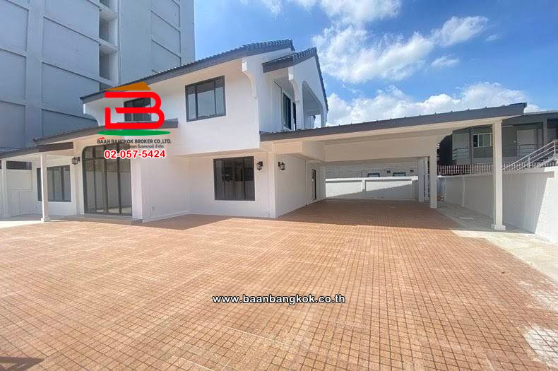 ขาย/เช่า บ้านเดี่ยวพร้อมที่ดิน (รีโนเวททั้งหลัง) แจ้งวัฒนะ 28 แยก 2 (หลังเซ็นทรัลแจ้งวัฒนะ) เนื้อที่ 87.7 ตารางวา ตำบลบางตลาด อำเภอปากเกร็ด นนทบุรี – รูปที่ 2