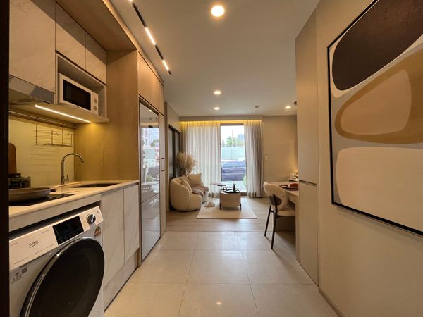 Presale Refyne Ari–Ratchakru for sale, 1 bedroom, best price in the project, 40.81 sq m, near Vichaiyut Hospital 087-808-369 FIFA
