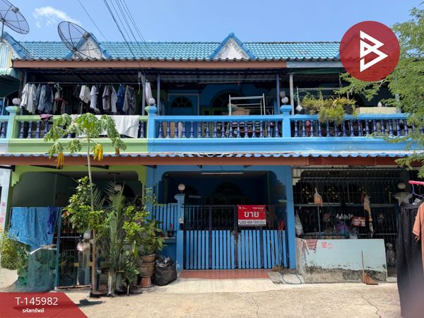 Townhouse for sale Ma Thong Village, Phraeksa, Samut Prakan