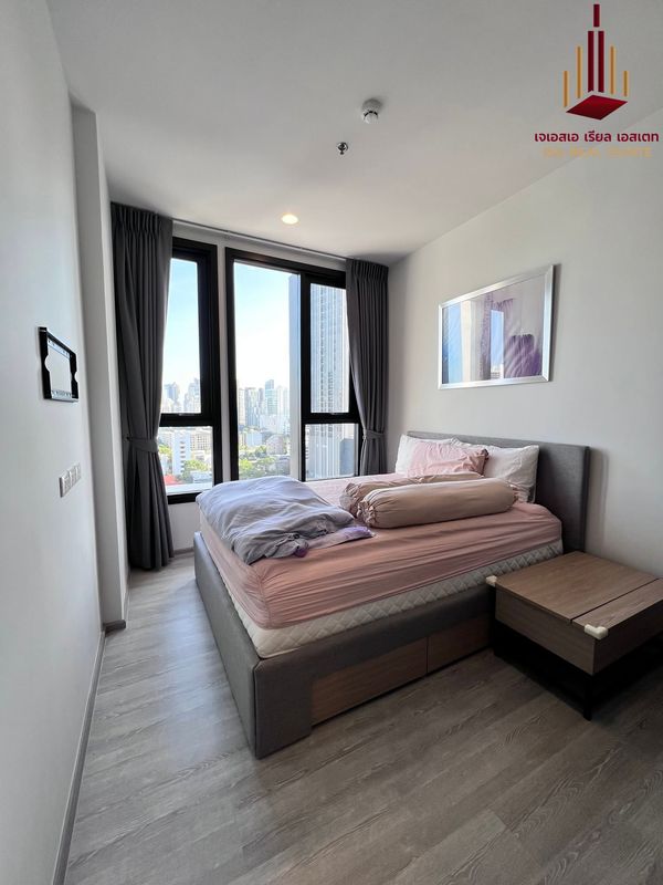 ✨ For Rent: XT Ekkamai Condo ✨💰 Only 18,500 THB/month