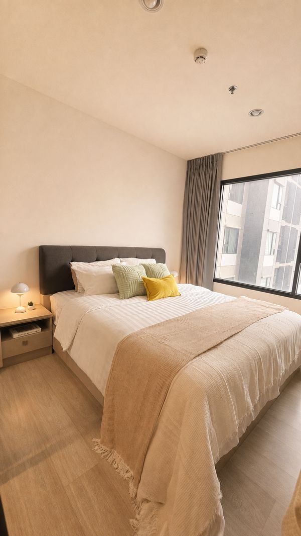 🔥 Life Asoke, beautiful 30 sq.m. room with garden view, 15th floor, North facing, newly renovated in MUJI × Nordic style, ready to move in.