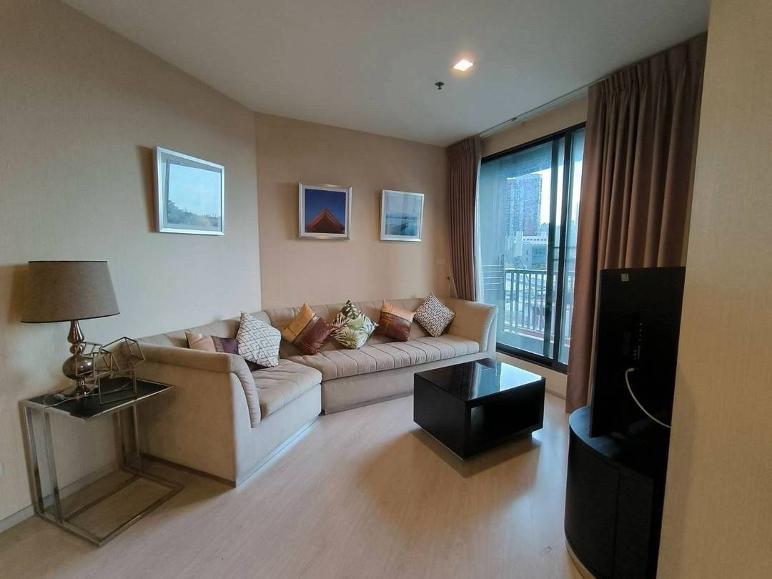 Rhythm Sukhumvit 44/1 Direct access to BTS Phrakanong