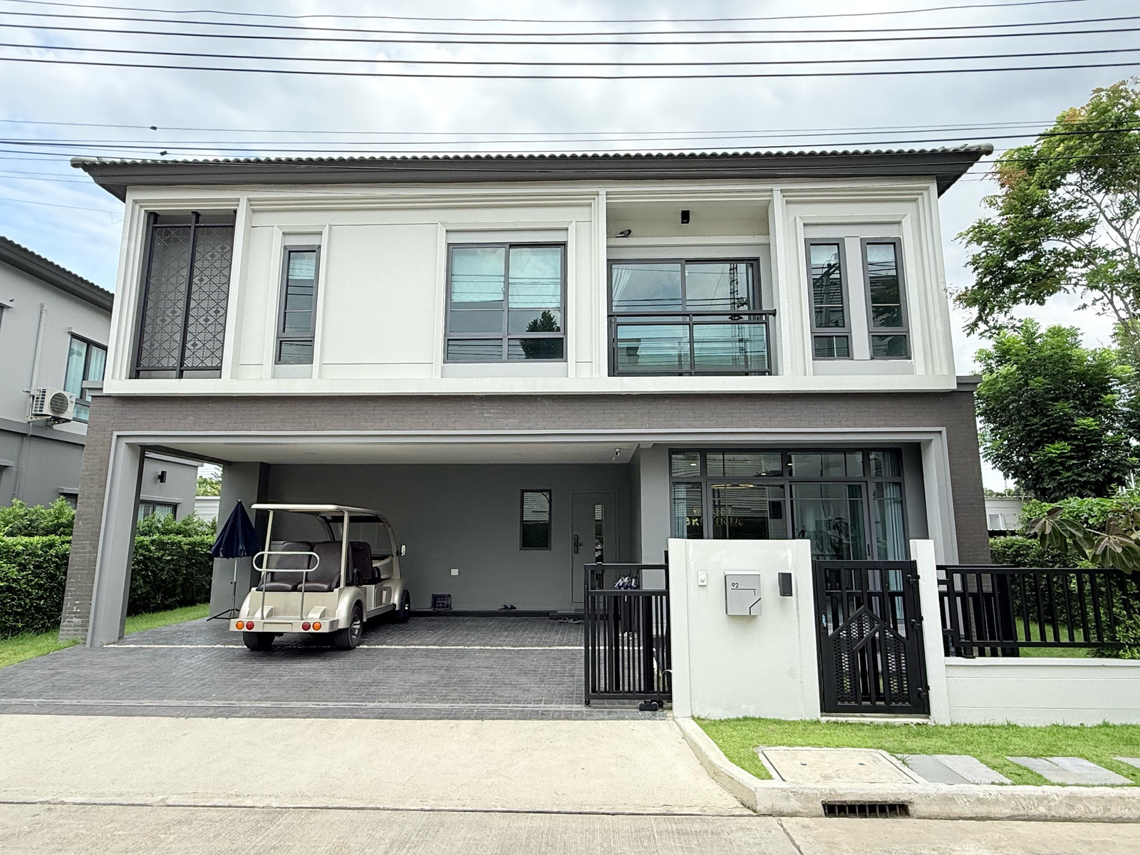 Single house near the airport