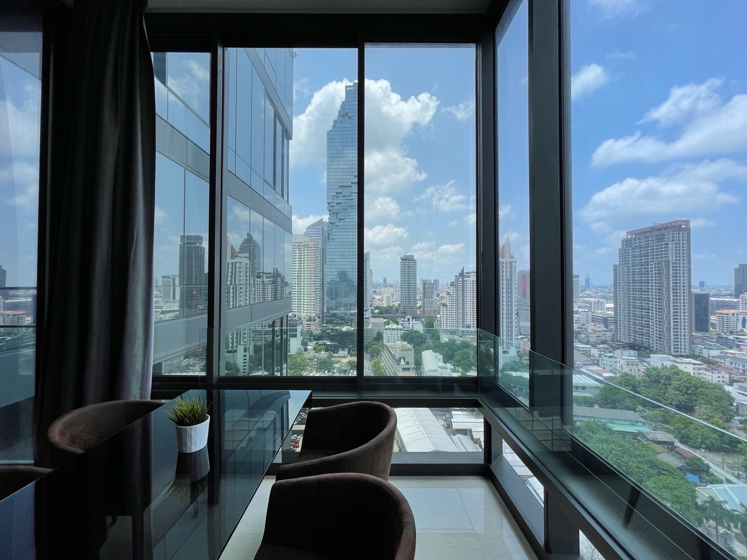 Ashton Silom 2 Bedroom & 2 Bathroom Ashton Silom 2 Bedroom & 2 Bathroom