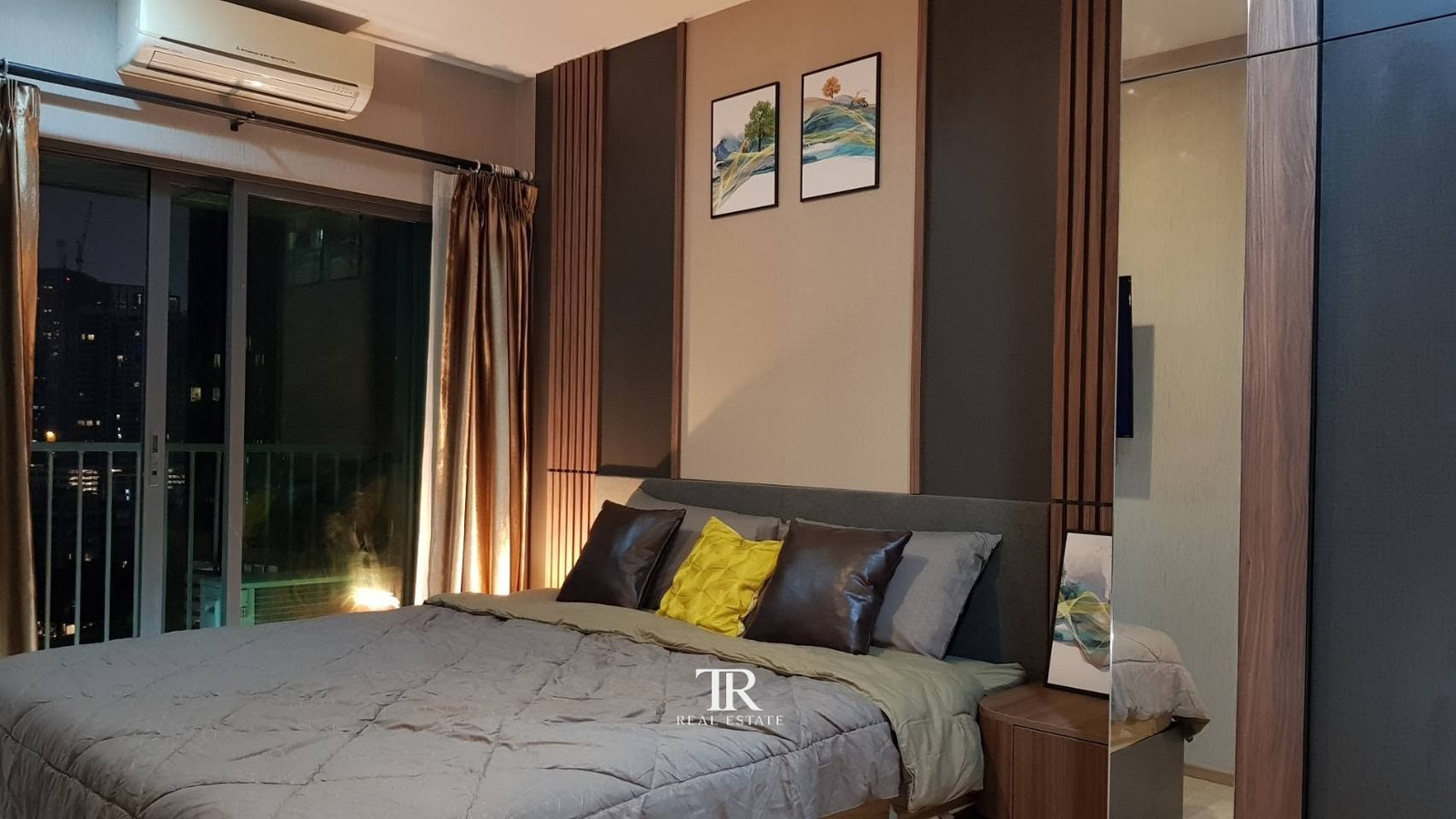 🏡 Condo for Rent – Noble Remix (โนเบิล รีมิกซ์) | 1 Bed | 40 sqm | Floor 12A | Thonglor | 💰26,000 THB/month | LINE: @500vvzzy | Ref: TR0131 🏡 Condo for Rent – Noble Remix (โนเบิล รีมิกซ์) | 1 Bed | 40 sqm | Floor 12A | Thonglor | 💰26,000 THB/month | LINE: @500vvzzy | Ref: TR0131