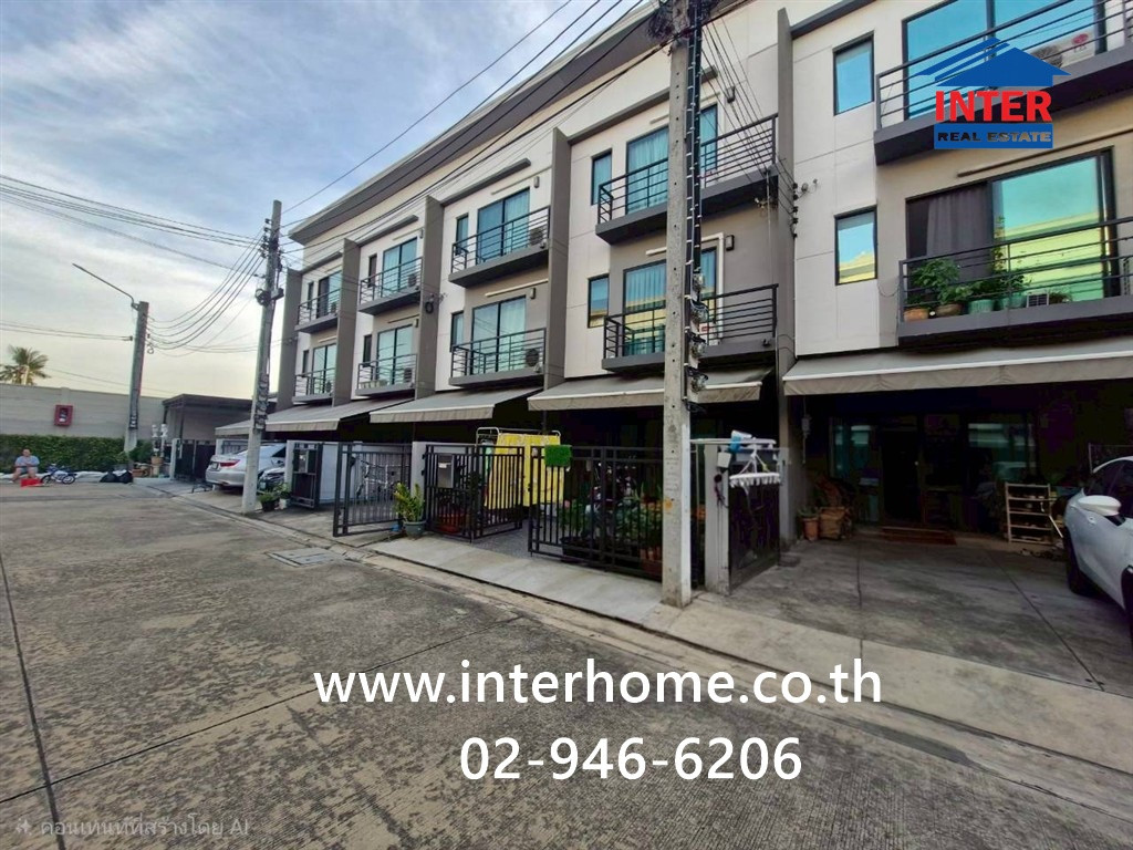 Townhome, 3 floors, 17 sq m, Klang Muang Village. Ratchaphruek-Rama 5, near Amrit Temple, enter Soi Bang Phai 21, Nakhon In Road, Mueang Nonthaburi, Nonthaburi. Townhome, 3 floors, 17 sq m, Klang Muang Village. Ratchaphruek-Rama 5, near Amrit Temple, enter Soi Bang Phai 21, Nakhon In Road, Mueang Nonthaburi, Nonthaburi.