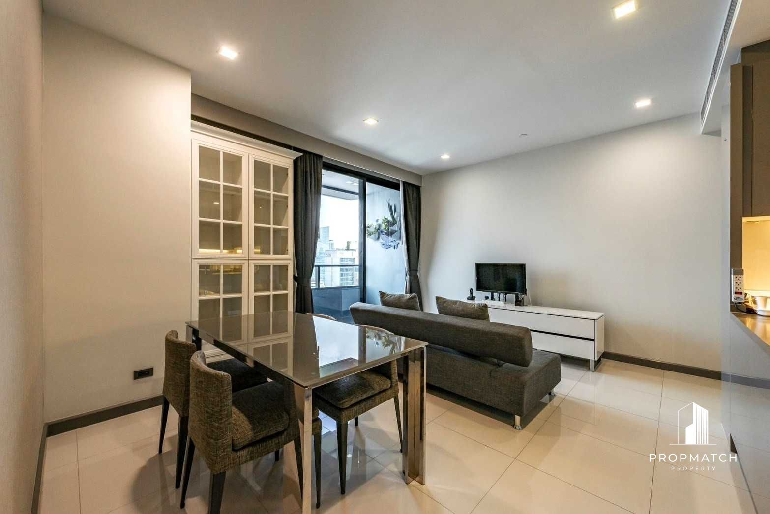Hot Deal คอนโด Pet Friendly M Silom (2 นอน 2 น้ำ) ใกล้รถไฟฟ้าช่องนนทรี Hot Deal คอนโด Pet Friendly M Silom (2 นอน 2 น้ำ) ใกล้รถไฟฟ้าช่องนนทรี