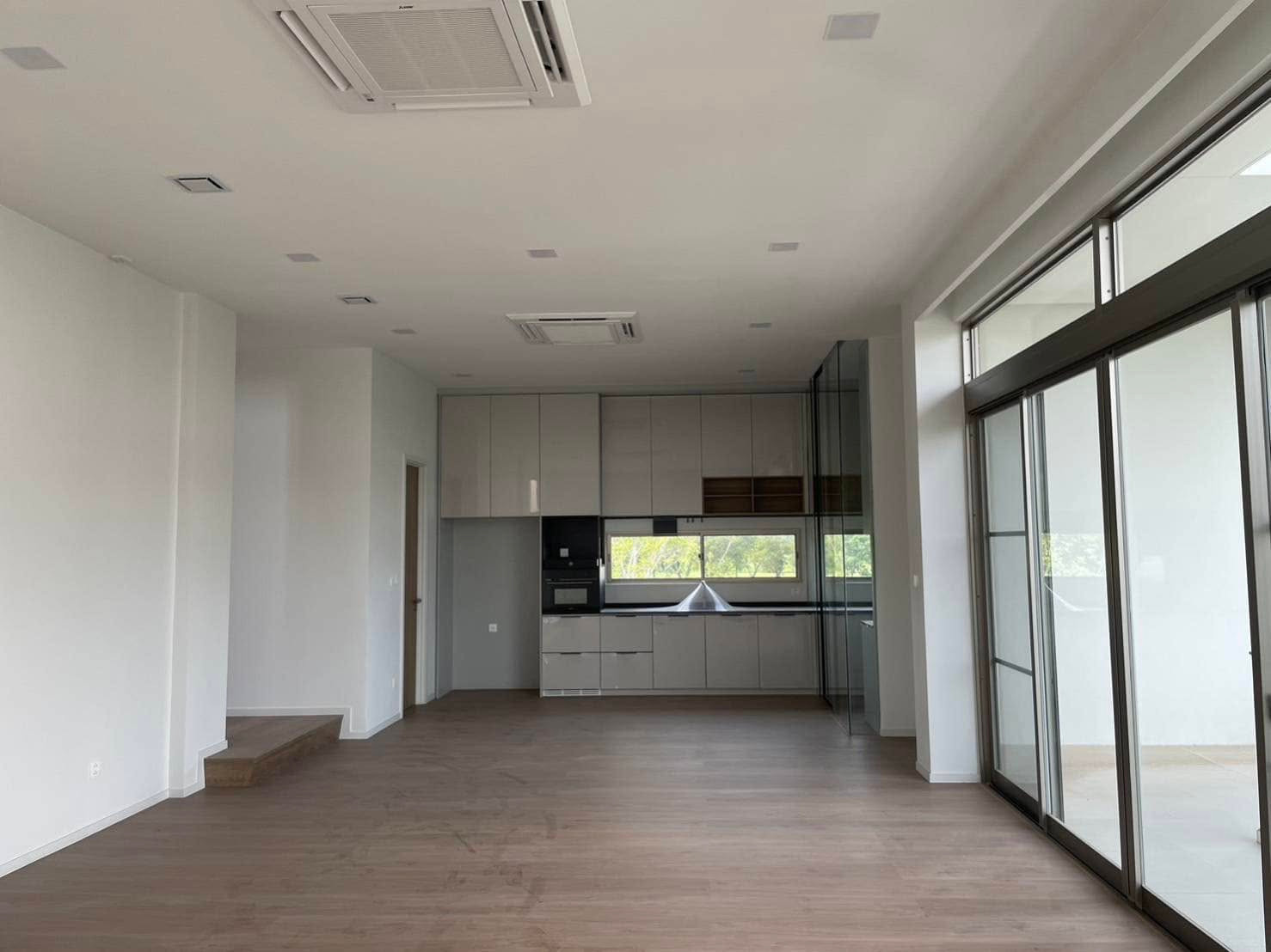 ขาย บ้าน VIVE พระราม 9 บ้านเดี่ยว 3 ชั้น ใกล้ Club House เนื้อที่ 82.8 ตร.วา. พื้นที่ใช้สอย 324 ตร.ม. 3 ห้องนอน 4 ห้องน้ำ จอดรถ 3 คัน – รูปที่ 3