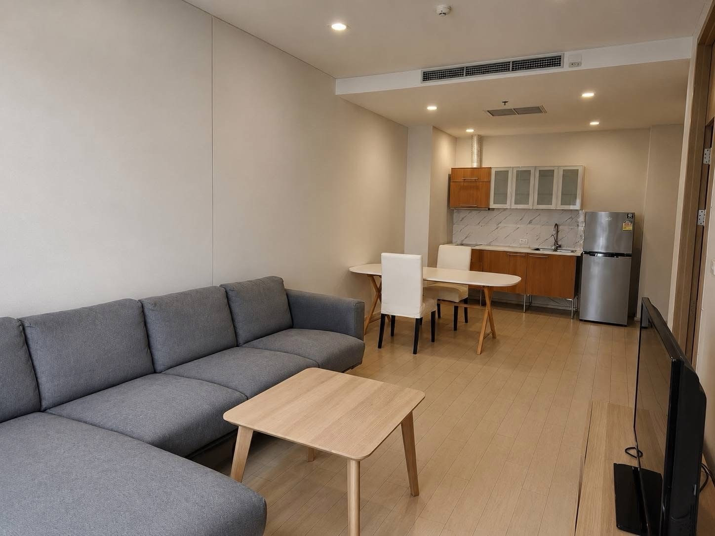 Luxury 1-Bedroom | 33rd Floor | Noble Ploenchit – รูปที่ 2