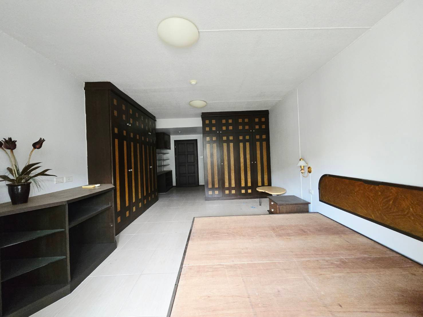 🔥 **ห้องใหญ่ 76 ตร.ม. ทำเลพระราม 3 เพียง 3.2 ล้านบาท! 🏡 **ขายด่วน! พี.เอส.ที. 1 คอนโดวิลล์ (P.S.T. 1 Condo Ville