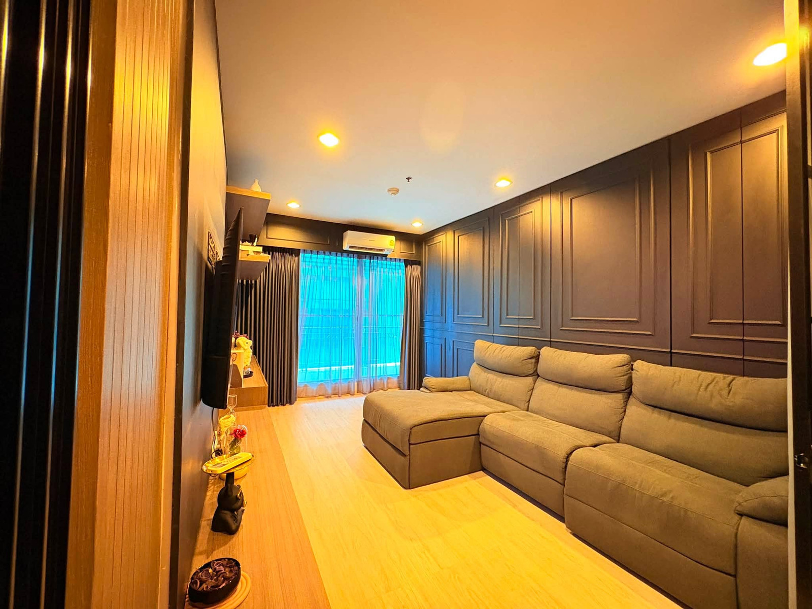 ให้เช่า • 🏢 𝐓𝐡𝐞 𝐀𝐝𝐝𝐫𝐞𝐬𝐬 𝐒𝐢𝐚𝐦 | 2 𝘉𝘦𝘥, 84 𝘚𝘲𝘮. 🚈𝘉𝘛𝘚 𝘙𝘢𝘵𝘤𝘩𝘢𝘵𝘩𝘦𝘸𝘪 (Add LINE : aae.mmproperty)