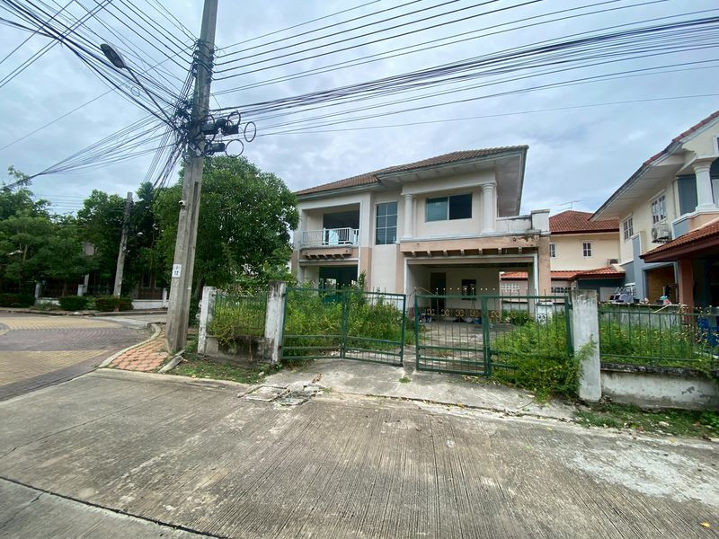 🎉 Special Discount Available 💥 All Offers Are Welcome Burirom Wongwaen–Pinklao | Near MRT Talad Bang Yai