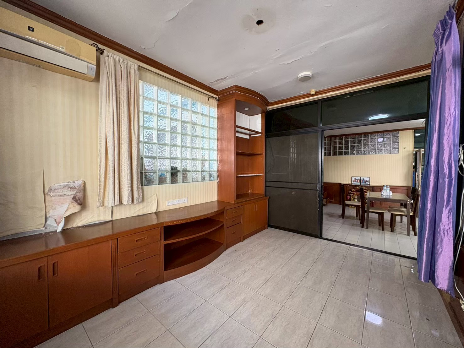 ขาย ทาวน์เฮ้าส์ 2 ชั้น หมู่บ้านรุ่งเจริญ ซอยวชิรธรรมสาธิต 21 – รูปที่ 4