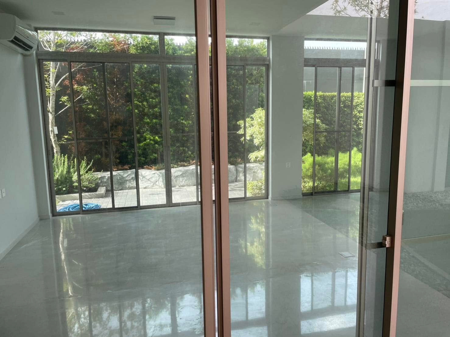 ขาย บ้าน VIVE พระราม 9 บ้านเดี่ยว 3 ชั้น ใกล้ Club House เนื้อที่ 82.8 ตร.วา. พื้นที่ใช้สอย 324 ตร.ม. 3 ห้องนอน 4 ห้องน้ำ จอดรถ 3 คัน – รูปที่ 2