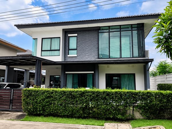 ขายบ้านเดี่ยว Casa Ville Bangyai บ้านหลังริมในสุด หันหน้าทิศใต้ เฟอร์นิเจอร์ Built-in พร้อมอยู่ ติด MRT คลองบางไผ่