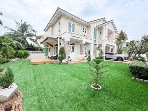 Svs361 For Rent: Detached House in Perfect Masterpiece The Metro Rama 9 Perfect Masterpiece The Metro Rama 9, near Airport Link (Ban Thap Chang station) and expressway access. Convenient location.
