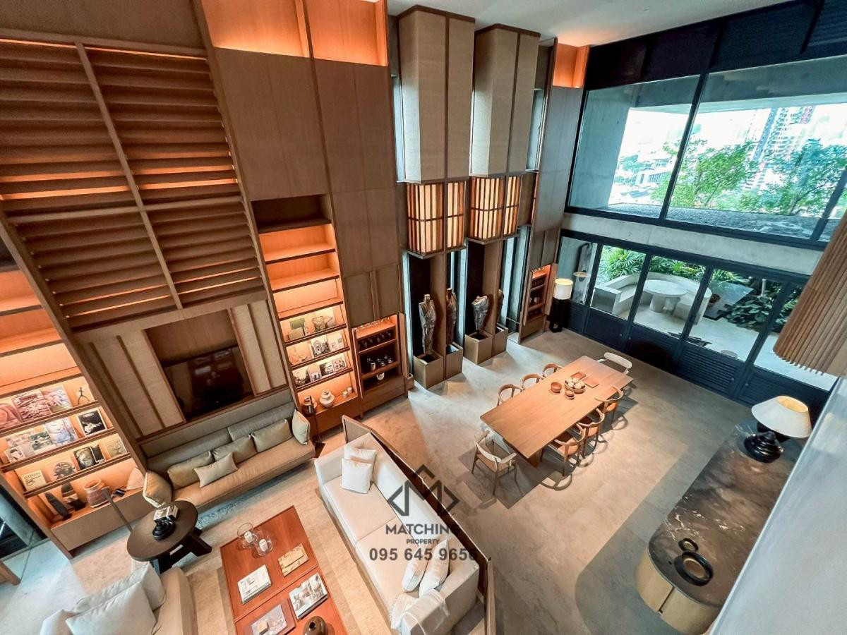 A Private Mansion in the sky for Sale in Sathorn at Windshell Naradhiwas A Private Mansion in the sky for Sale in Sathorn at Windshell Naradhiwas