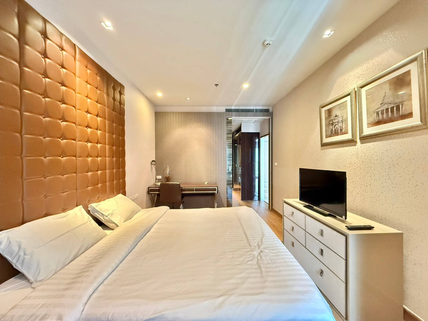 🔥 HOT UNIT ! ให้เช่า Noble Refine Sukhumvit 26 🔥