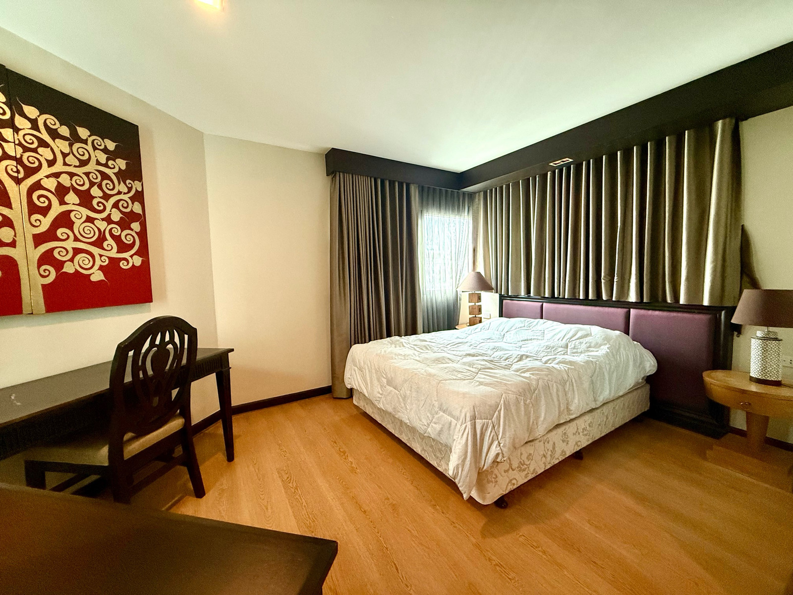 Penthouse 230 ตร.ม. สาทร เพียง 130,000/ตร.ม.! | คอนโด Sathorn Gardens 3 ห้องนอน + ที่จอดรถ Fixed 2 คัน พร้อมเข้าอยู่