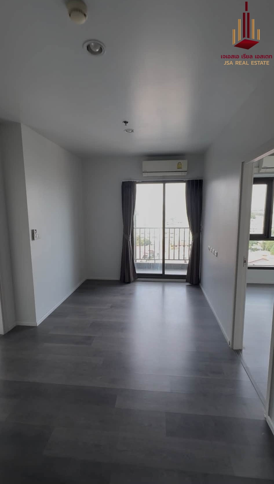 🏢 For Sale : The Stage TAOPOON Interchange | 🪞Corner Unit empty room | 🌙 🏢 For Sale : The Stage TAOPOON Interchange | 🪞Corner Unit empty room | 🌙