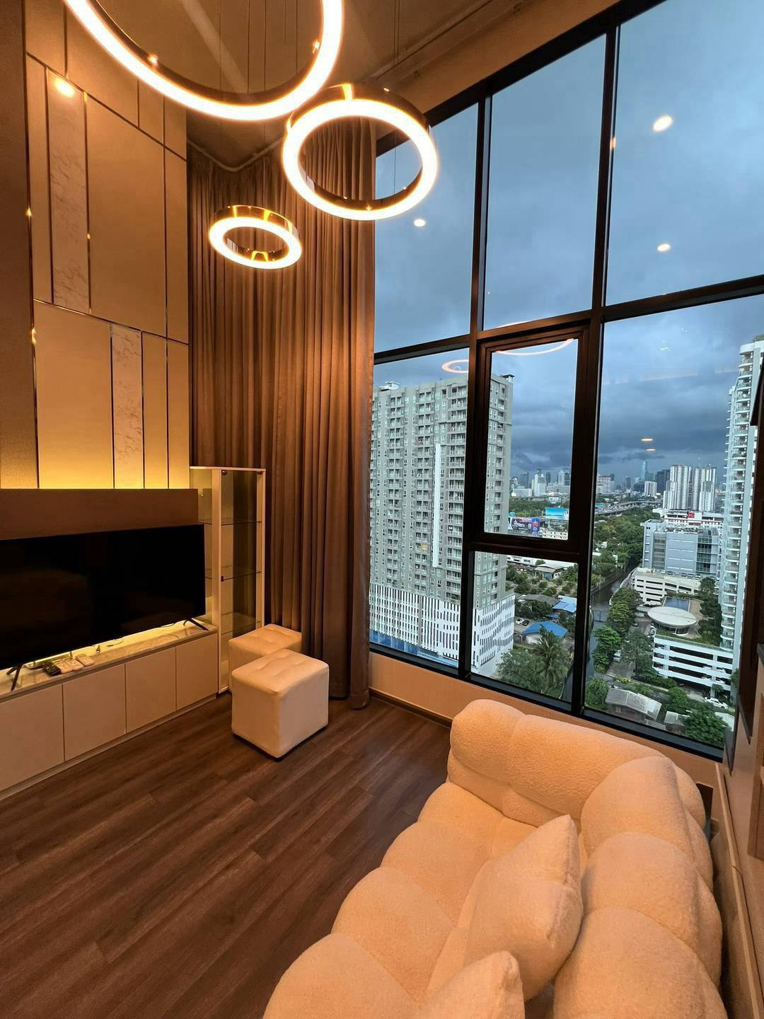 Knightsbridge Space Rama9 Duplex 2 นอน วิวสวยมาก – รูปที่ 3