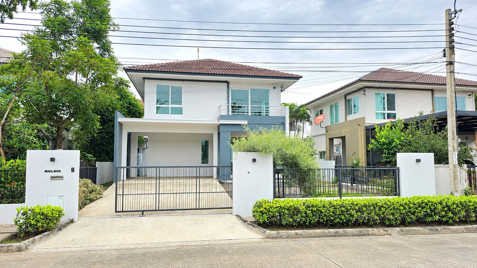 ขาย บ้านเดี่ยว 2 ชั้น ม.พฤกษ์ลดา ประชาอุทิศ90 ต. บ้านคลองสวน อ. พระสมุทรเจดีย์ จ.สมุทรปราการ ขาย บ้านเดี่ยว 2 ชั้น ม.พฤกษ์ลดา ประชาอุทิศ90 ต. บ้านคลองสวน อ. พระสมุทรเจดีย์ จ.สมุทรปราการ