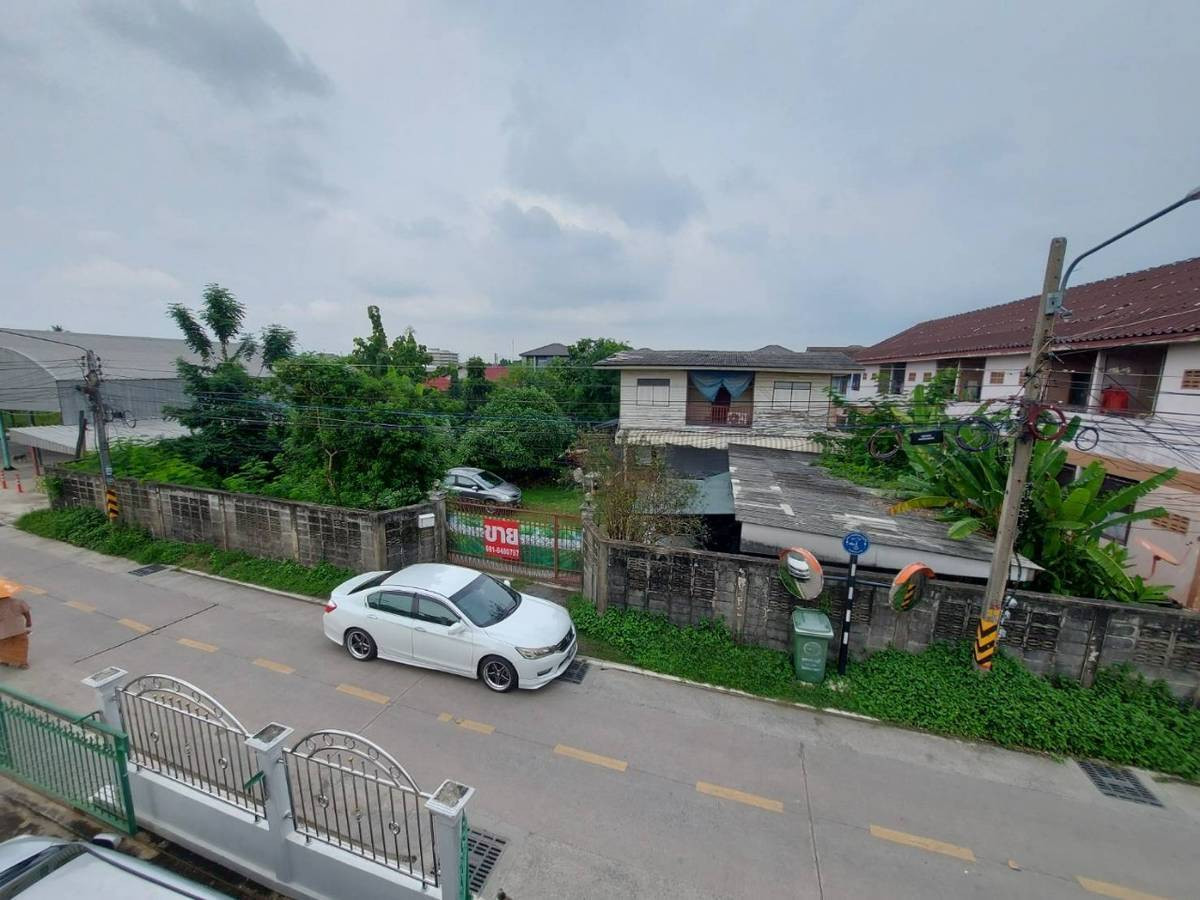 ขายบ้านพร้อมทื่ดิน บางคูวัด 245 ตรว. ติดถนน 345 ใกล้โรงเรียนสาธิตปทุม 
