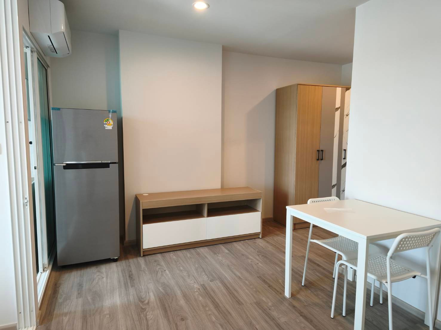 🏢 ให้เช่า Regent Home Bangna ห้องใหม่แกะกล่อง วิวเปิดโล่ง ชั้น 17 พร้อมเครื่องซักผ้า และเฟอร์นิเจอร์ เข้าอยู่ได้ทันที 9000 บาทต่อเดือน – รูปที่ 3