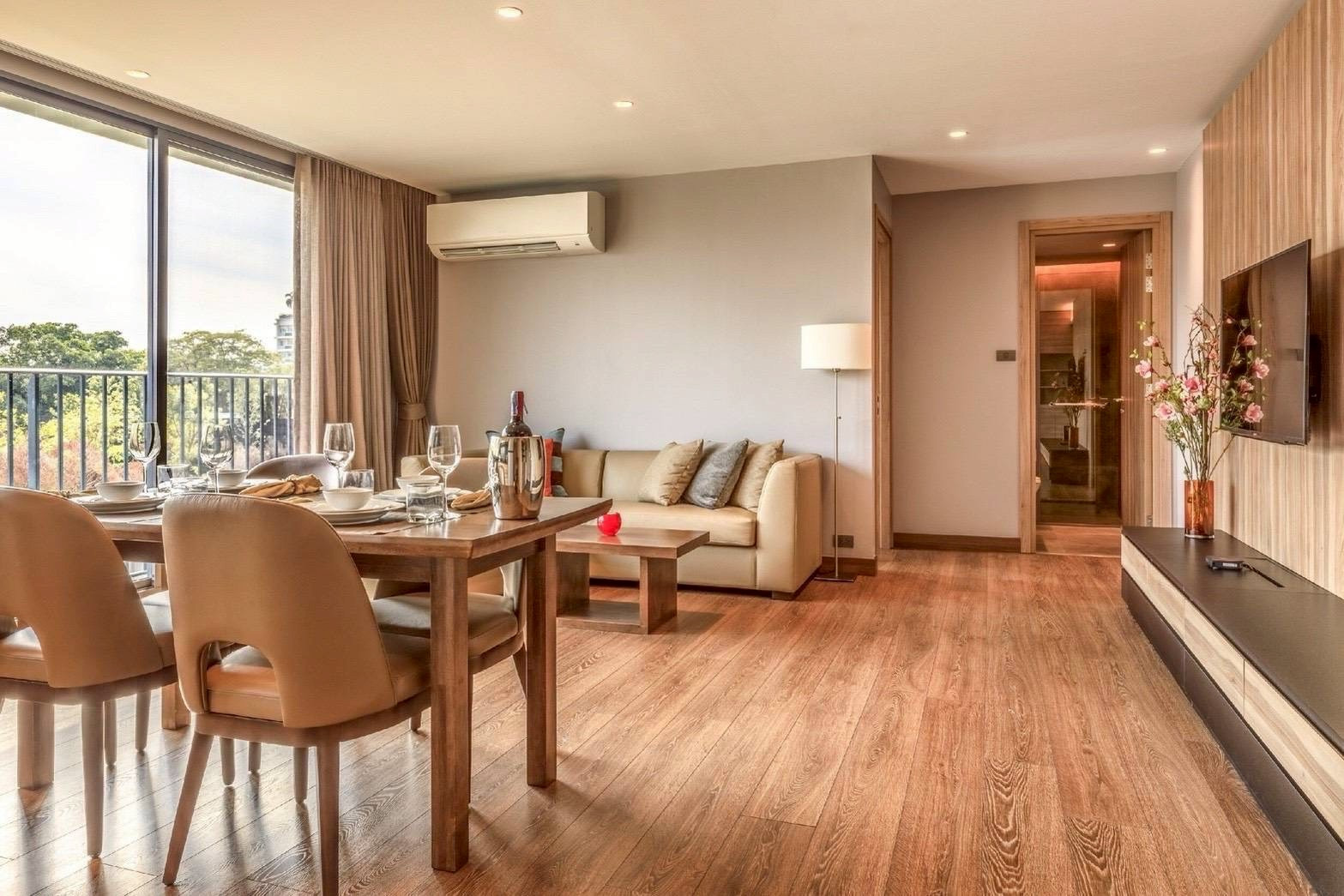 Condo for Rent at Loft@61 Thonglor, 80 sq.m., 2 Bedrooms, 1 Bathroom, Home Office, Fully Furnished, Housekeeping Service, Near BTS Thong Lo, THB 72,000/Month