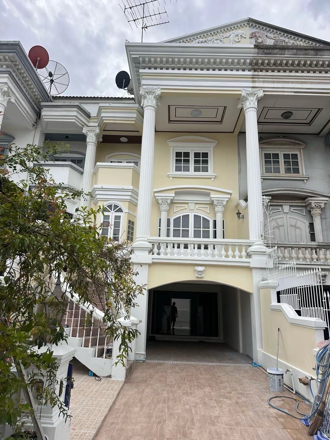 3-Story Townhouse for Rent Chicha Project, Rama 2 Road 3-Story Townhouse for Rent Chicha Project, Rama 2 Road