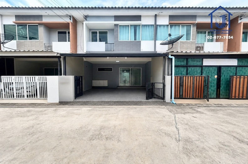 ขายทาวน์โฮม 2 ชั้น หมู่บ้านเดอะทรัสต์ The Trust Town วงแหวน-ลำลูกกา ซอยบึงคำพร้อย ใกล้รถไฟฟ้าสายสีเขียว ขายทาวน์โฮม 2 ชั้น หมู่บ้านเดอะทรัสต์ The Trust Town วงแหวน-ลำลูกกา ซอยบึงคำพร้อย ใกล้รถไฟฟ้าสายสีเขียว
