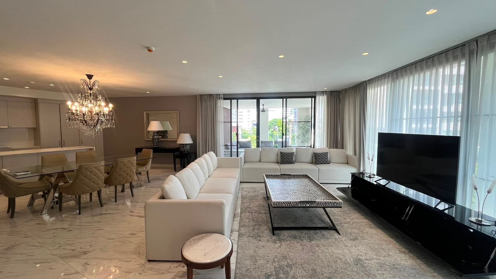 📌 Rental : Pet Friendly Penhouse with Balcony In Heart Of Thonglor , 3 Beds 4 Bath + 1 Working Room , 266 sqm 🔥🔥Rental Price : 250,000 THB / Month 🔥🔥📱 𝙏𝙚𝙡 : 061-9979915 📱 𝙇𝙞𝙣𝙚 : https://lin.ee/spjplH8 📱 𝙒𝙝𝙖𝙩𝙨𝘼𝙥𝙥 : 061-997-9915 #เซ้ง 📌 Rental : Pet Friendly Penhouse with Balcony In Heart Of Thonglor , 3 Beds 4 Bath + 1 Working Room , 266 sqm 🔥🔥Rental Price : 250,000 THB / Month 🔥🔥📱 𝙏𝙚𝙡 : 061-9979915 📱 𝙇𝙞𝙣𝙚 : https://lin.ee/spjplH8 📱 𝙒𝙝𝙖𝙩𝙨𝘼𝙥𝙥 : 061-997-9915 #เซ้ง