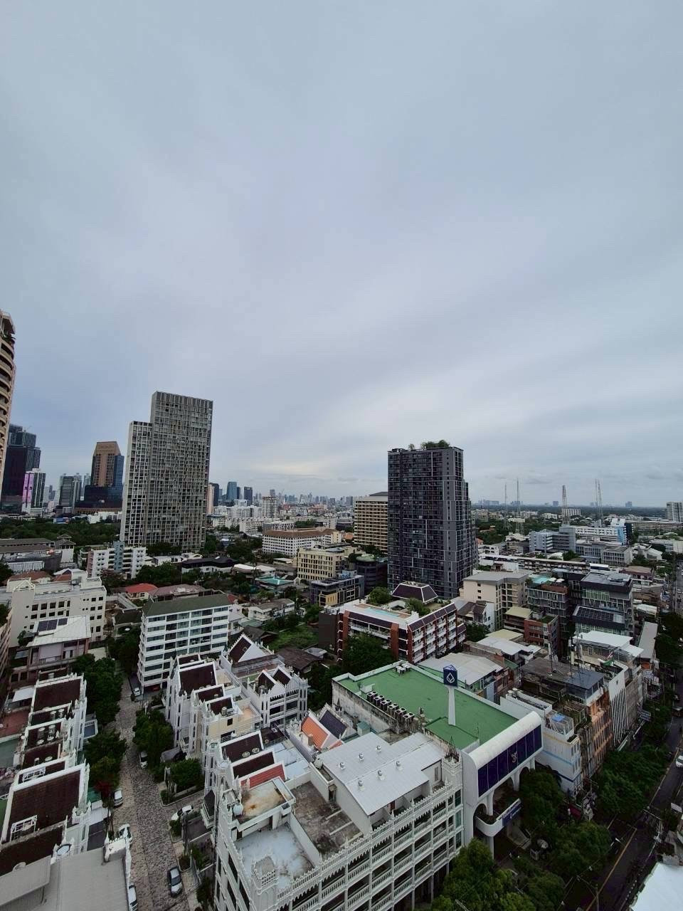 supalai elite sathon - suan phlu for rent 2bed 95sqm 43,000bath have clip room / 0632717888 linephone whatapp wechat