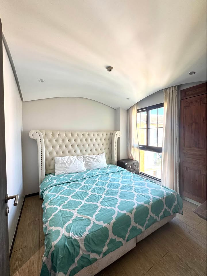 🔥ขายขาดทุน คอนโด Venetian Signature Condo Resort Pattaya คอนโดสไตล์รีสอร์ทธีมเมืองเวนิส ชั้นสูง วิวสระ บรรยากาศสวย✅ เหมาะอยู่อาศัยและลงทุน 🔥ขายขาดทุน คอนโด Venetian Signature Condo Resort Pattaya คอนโดสไตล์รีสอร์ทธีมเมืองเวนิส ชั้นสูง วิวสระ บรรยากาศสวย✅ เหมาะอยู่อาศัยและลงทุน