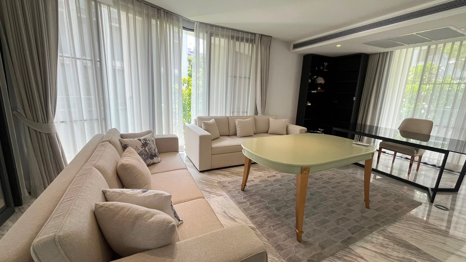 📌 Rental : Pet Friendly Penhouse with Balcony In Heart Of Thonglor , 3 Beds 4 Bath + 1 Working Room , 266 sqm 🔥🔥Rental Price : 250,000 THB / Month 🔥🔥📱 𝙏𝙚𝙡 : 061-9979915 📱 𝙇𝙞𝙣𝙚 : https://lin.ee/spjplH8 📱 𝙒𝙝𝙖𝙩𝙨𝘼𝙥𝙥 : 061-997-9915 #เซ้ง – รูปที่ 2