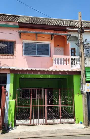 2-story townhouse next to Phetkasem 112 Road, land 24 sq m., 2 bedrooms, 2 bathrooms.