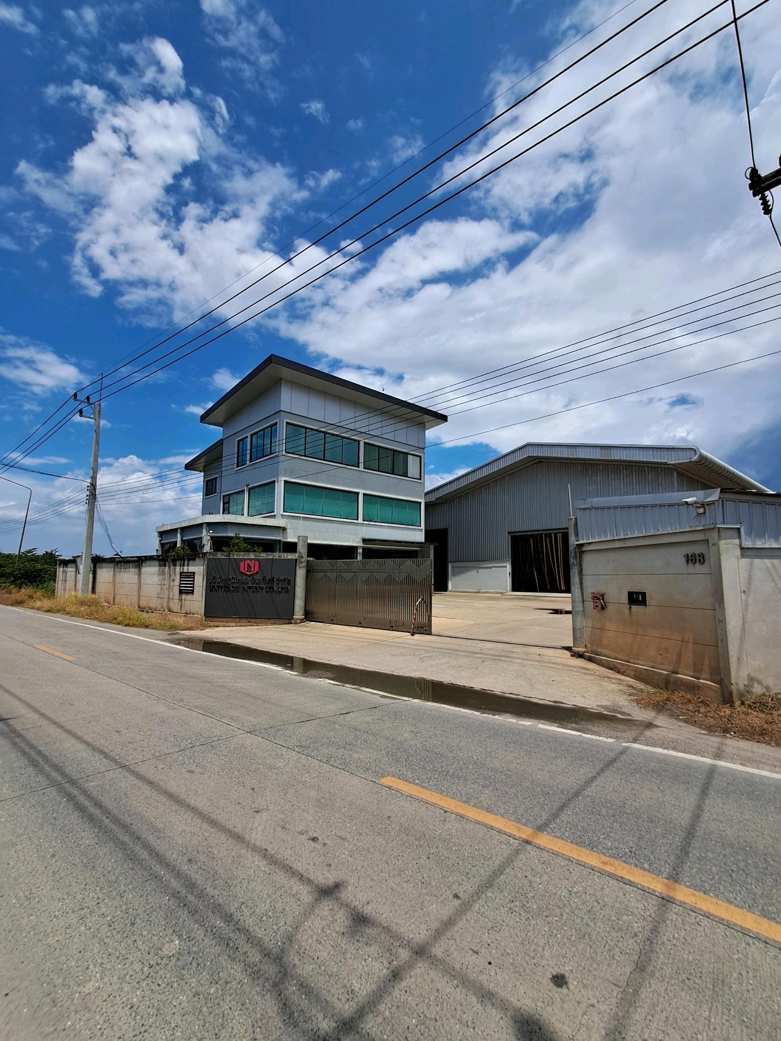 Urgent sale! Factory with factory license 4, area almost 4 rai, Sam Phran area, near Wat Tha Mai (pink layout)